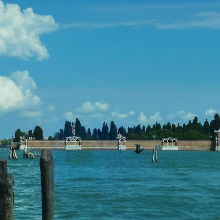 Hotel Vecellio Venice On The Lagoon Exterior photo